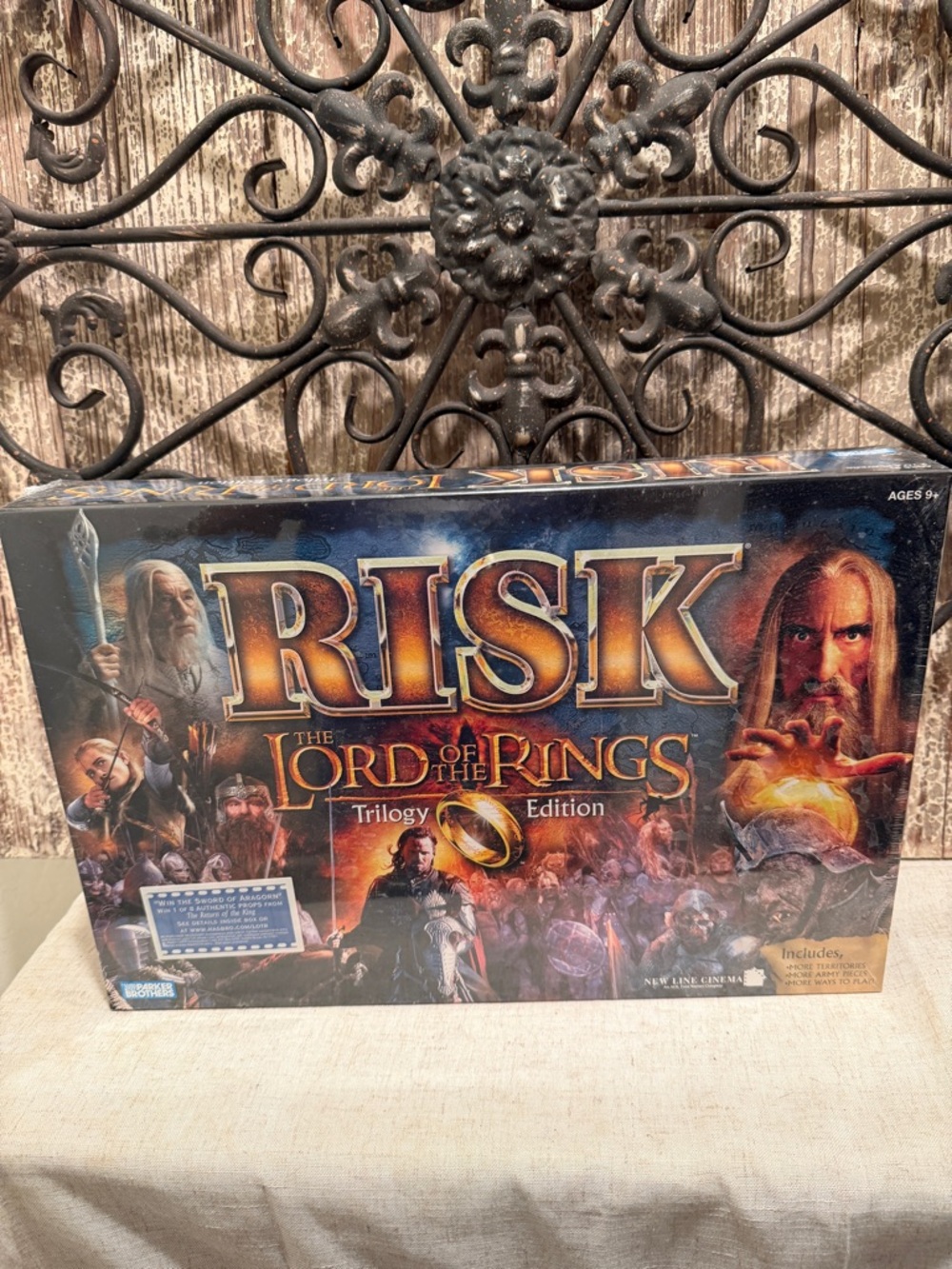 Risk: The Lord of the Rings Trilogy Edition Board Game - Blue / Gold Artwork